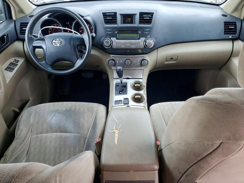 2011 Toyota Highlander VIN 5TDZA3EH5BS016196 COPART salvage auction — MINOR DENT/SCRATCHES, Il - Certificate Of Title, sold $2,400 on 2026-07-31 (photo 8)