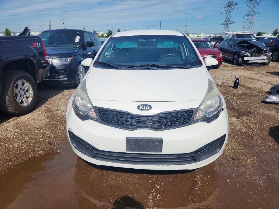 2015 Kia VIN KNADM4A3XF6427050 COPART salvage auction — MECHANICAL, Il - Certificate Of Title, sold $375 on 2026-07-09 (photo 5)