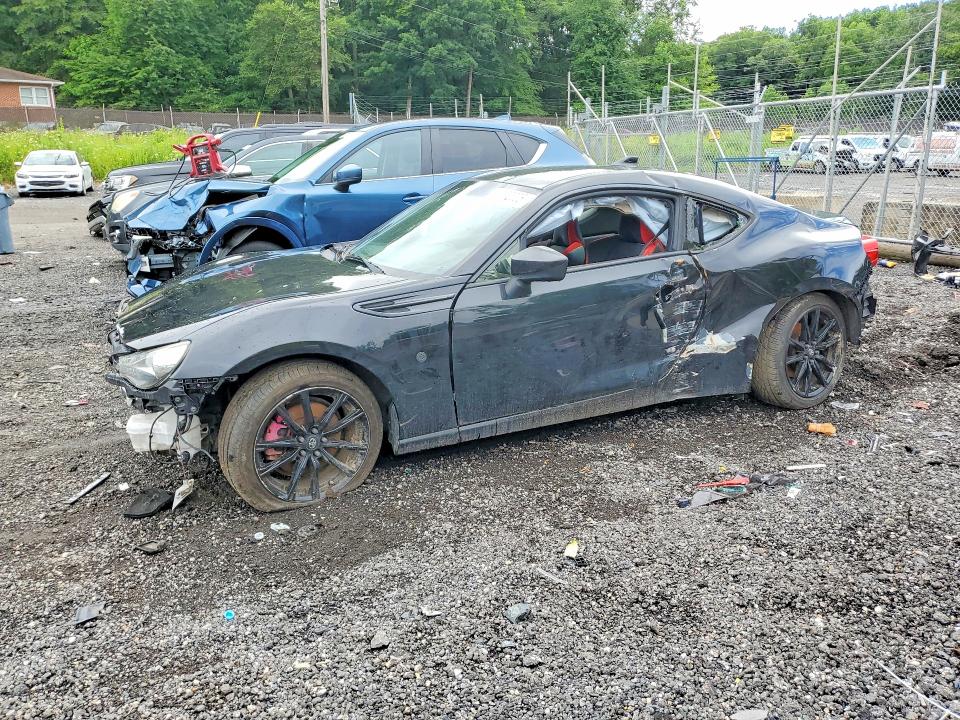 2017 Toyota VIN JF1ZNAA1XH8702447 COPART salvage auction — SIDE, Va - Certificate Of Title, sold $3,500 on 2026-07-14 (photo 1)