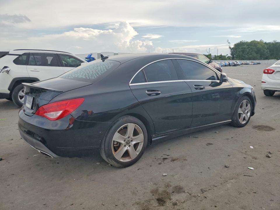 2018 Mercedes-benz VIN WDDSJ4EBXJN592718 COPART salvage auction — MINOR DENT/SCRATCHES, Fl - Certificate Of Title, sold $2,600 on 2026-07-29 (photo 3)