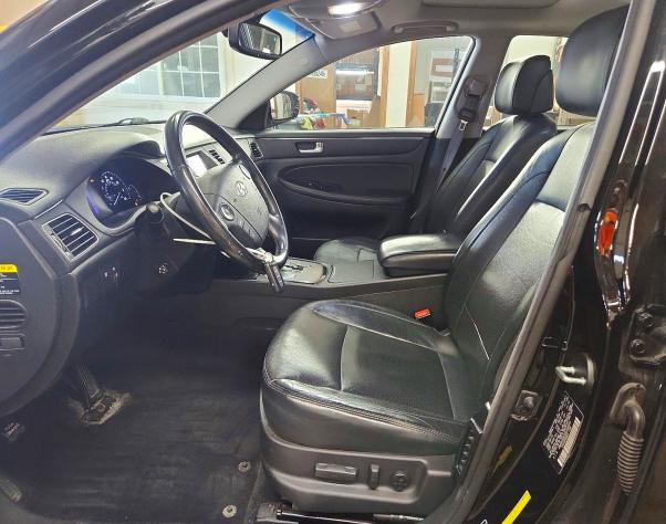 2013 Hyundai Genesis VIN KMHGC4DD5DU256543 COPART salvage auction — FRONT END, Il - Salvage Certificate, sold $1,150 on 2026-07-20 (photo 7)