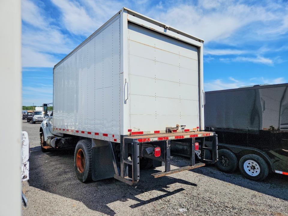 2015 Ford F-650 VIN 3FRNF6FCXFV747407 COPART salvage auction — MINOR DENT/SCRATCHES, Ma - Certificate Of Title, sold $10,900 on 2026-07-29 (photo 2)