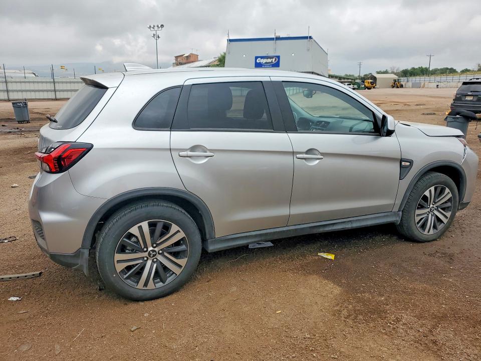 2025 Mitsubishi Outlander VIN JA4ARUAU4SU010071 COPART salvage auction — FRONT END, Co - Salvage Title, sold $4,700 on 2026-07-20 (photo 3)