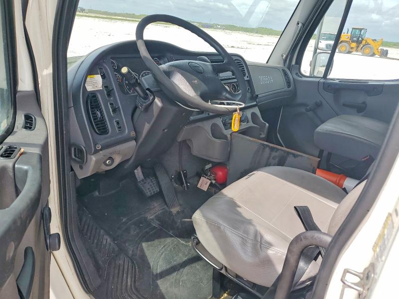 2019 Freightliner M2 VIN 3ALACXFC3KDKA6056 COPART salvage auction — MINOR DENT/SCRATCHES, AZ - CERT OF TITLE - SALVAGE, sold $11,000 on 2026-07-09 (photo 8)