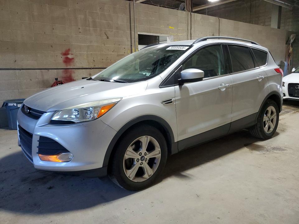 2015 Ford VIN 1FMCU0GX0FUB20642 COPART salvage auction — MINOR DENT/SCRATCHES, Mn - Certificate Of Title, sold $1,500 on 2026-07-02 (photo 1)