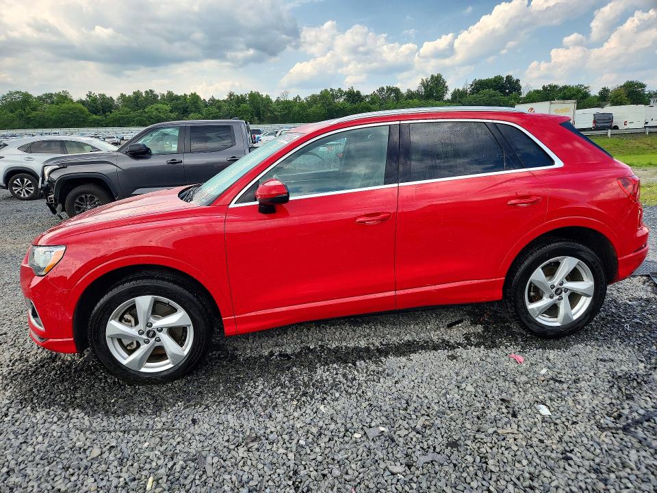 2022 Audi Q3 VIN WA1AUCF36N1149083 COPART salvage auction — ROOF, Nj - Cert Of Title-Salvage, sold $8,700 on 2026-07-31 (photo 1)