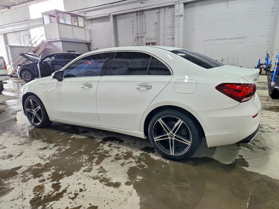 2019 Mercedes-benz VIN WDD3G4FB0KW000658 COPART salvage auction — FRONT END, Fl - Certificate Of Title, sold $6,500 on 2026-07-29 (photo 2)