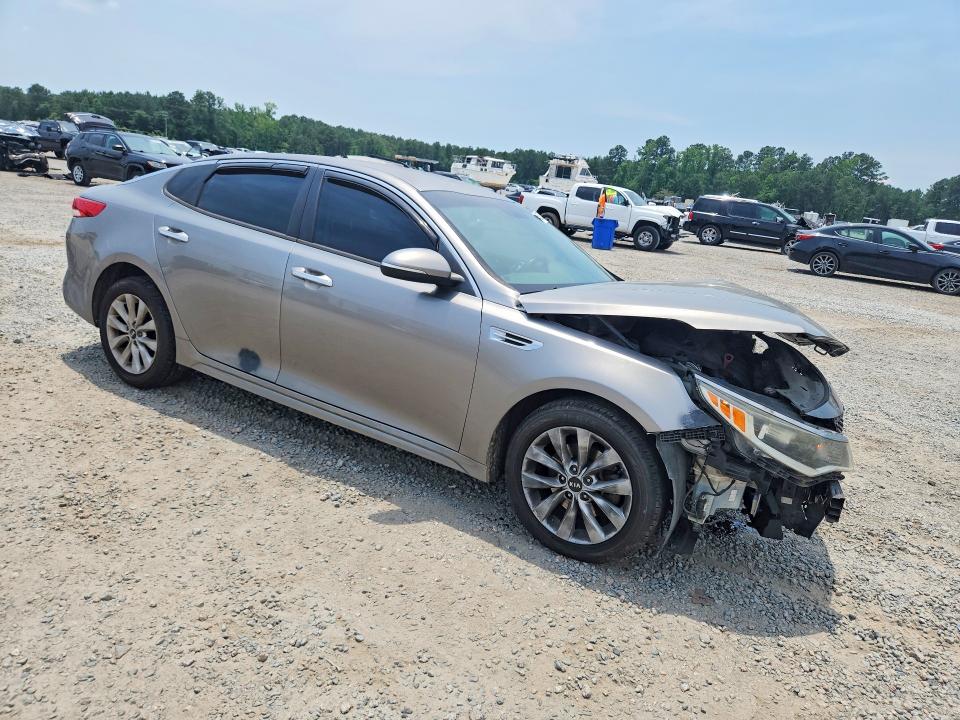 2017 Kia Optima VIN 5XXGT4L37HG126434 COPART salvage auction — FRONT END, Nc - Salvage Certificate Of Title, sold $300 on 2026-09-04 (photo 4)