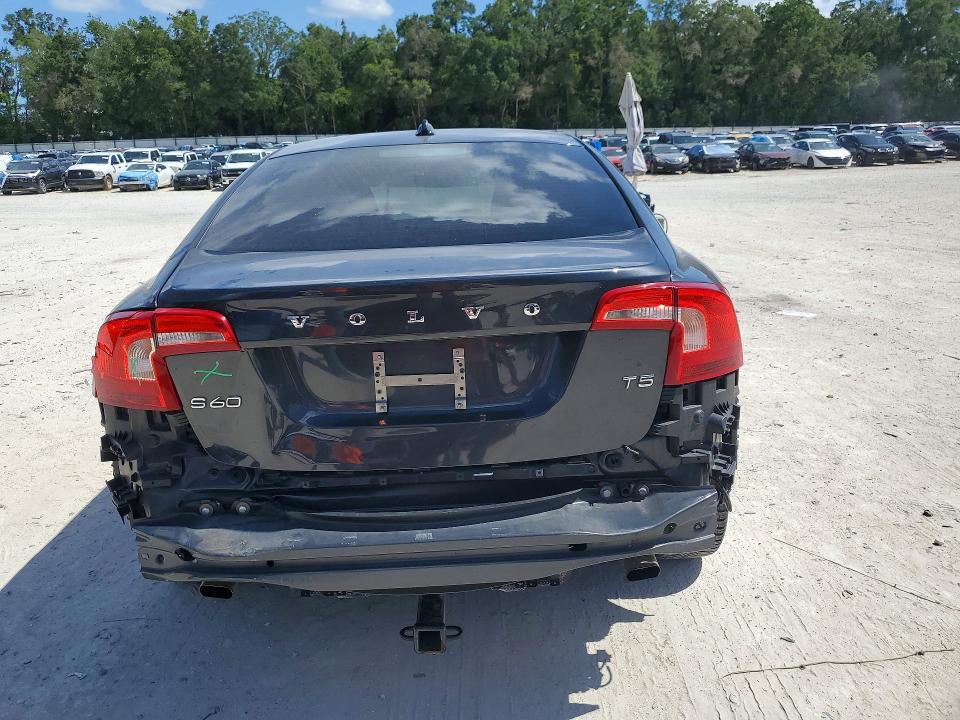 2016 Volvo VIN YV126MFK1G2412105 COPART salvage auction — REAR END, Fl - Cert Of Title Slvg Rebuildable, sold $625 on 2026-07-07 (photo 6)