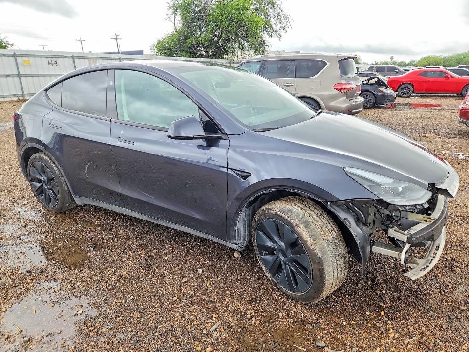 2024 Tesla Model y VIN 7SAYGDED1RF099690 COPART salvage auction — FRONT END, Tx - Salvage Vehicle Title, sold $12,700 on 2026-07-08 (photo 4)