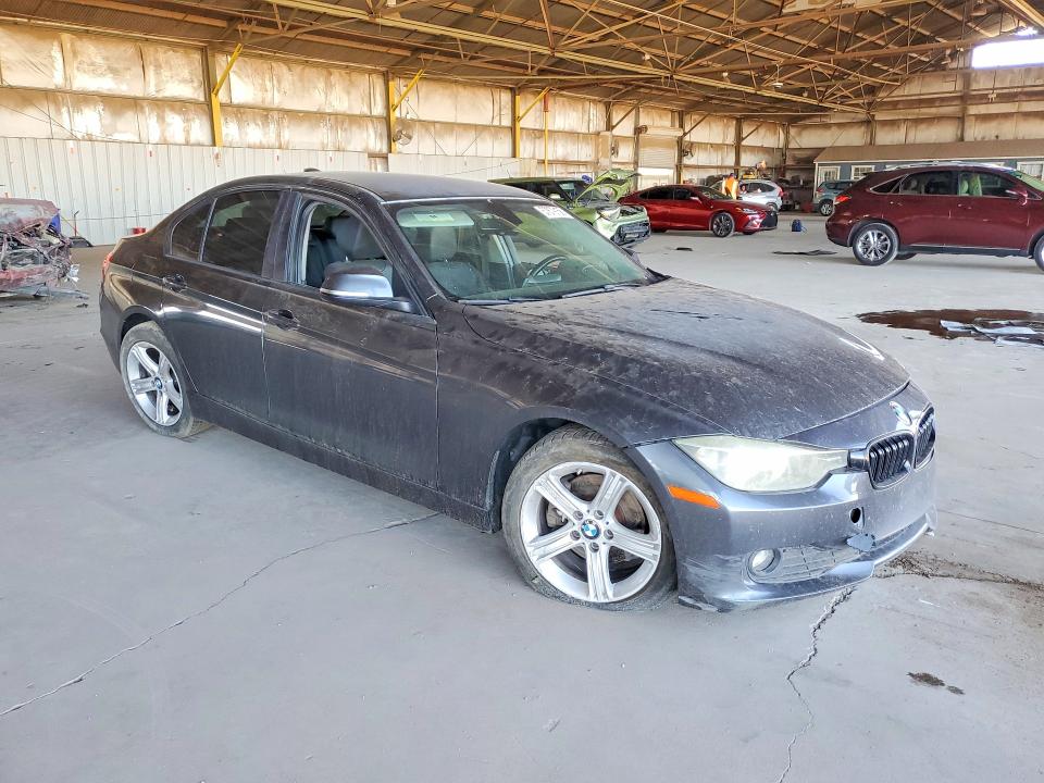 2015 BMW 3 series VIN WBA3B1C53FK140204 COPART salvage auction — FRONT END, Az - Certificate Of Title, sold $625 on 2026-07-13 (photo 4)