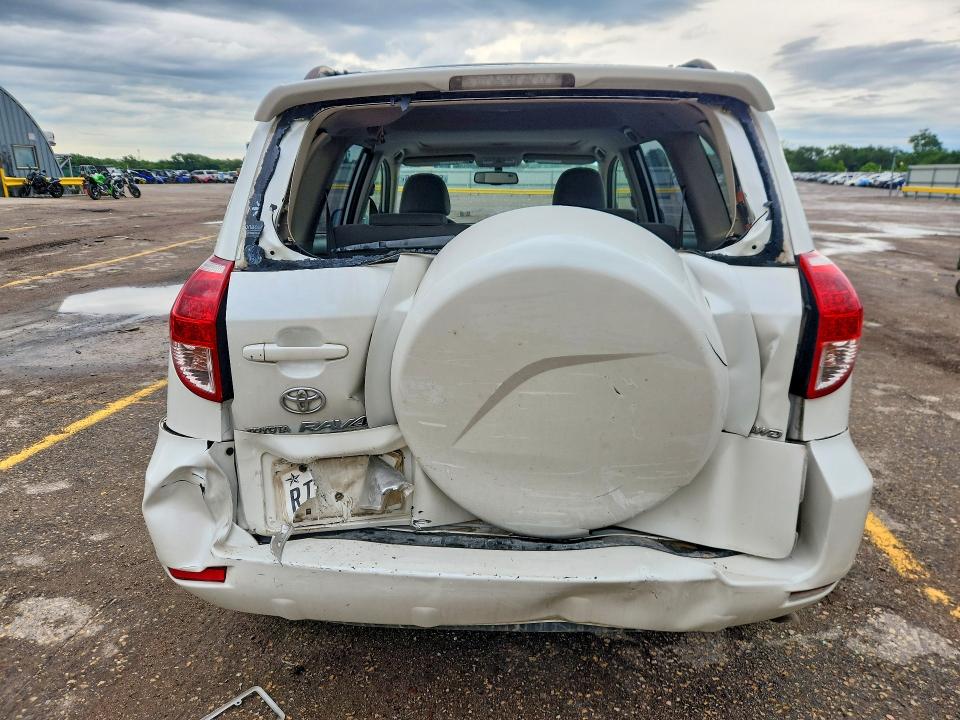 2006 Toyota Rav4 VIN JTMBD31V165027535 COPART salvage auction — REAR END, TX - SALVAGE VEHICLE TITLE, sold $2,250 on 2026-07-20 (photo 6)