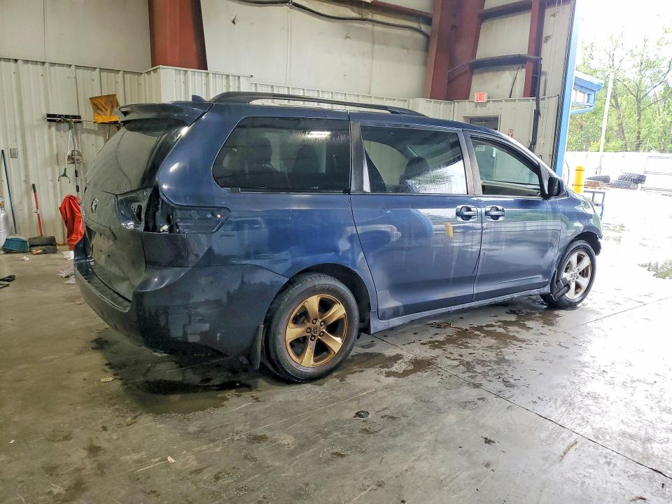 2018 Toyota Sienna VIN 5TDKZ3DC1JS960012 COPART salvage auction — FRONT END, Ny - Mv-907A Salvage Certificate, sold $1,800 on 2026-07-29 (photo 3)