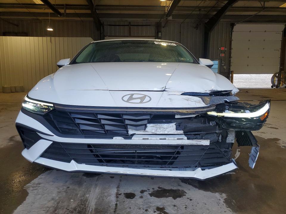 2025 Hyundai Elantra VIN KMHLL4DGXSU853967 COPART salvage auction — FRONT END, Pa - Certificate Of Salvage, sold $5,700 on 2026-07-22 (photo 5)