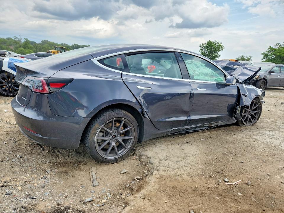 2018 Tesla Model 3 VIN 5YJ3E1EB6JF114103 COPART salvage auction — FRONT END, Md - Certificate Of Title, sold $1,100 on 2026-07-21 (photo 3)