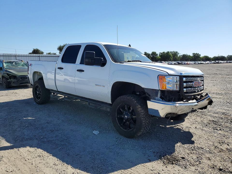 2012 Gmc SIERRA VIN 1GT120C84CF120384 COPART salvage auction — FRONT END, Sc - Salvage Title, sold $4,950 on 2026-07-09 (photo 4)