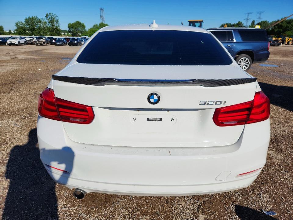 2018 BMW 3er VIN WBA8A9C59JAH13664 COPART salvage auction — FRONT END, Il - Salvage Certificate, sold $1,650 on 2026-07-14 (photo 6)