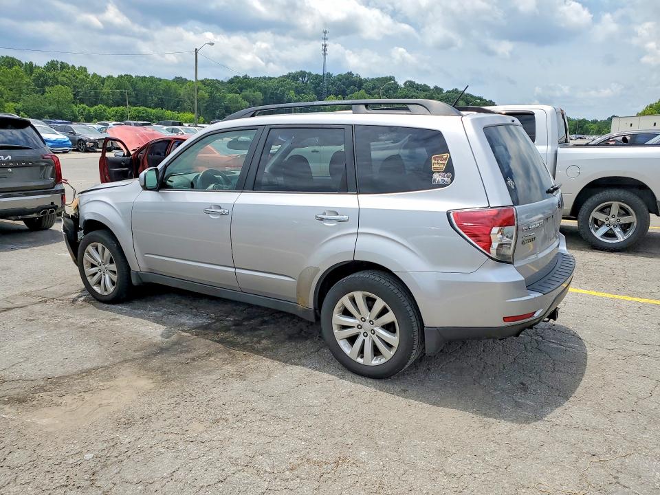 2012 Subaru Forester VIN JF2SHBDC4CH433460 COPART salvage auction — FRONT END, Ky - Cert Of Title-Salvage, sold $650 on 2026-08-27 (photo 2)