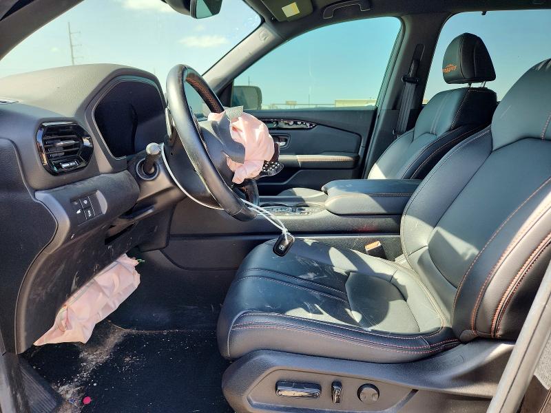 2025 Honda Pilot VIN 5FNYG1H68SB094940 COPART salvage auction — FRONT END, TX - SALVAGE VEHICLE TITLE, sold $15,900 on 2026-09-02 (photo 7)