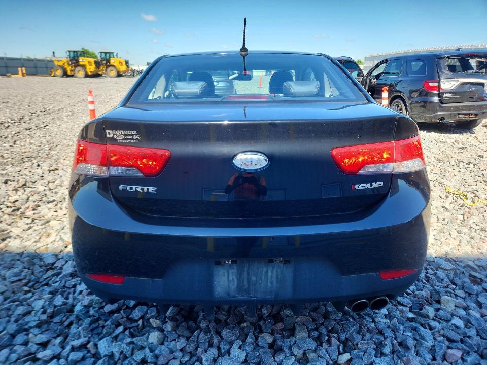 2010 Kia Forte VIN KNAFW6A3XA5140790 COPART salvage auction — UNDERCARRIAGE, Wi - Certificate Of Title, sold $325 on 2026-07-13 (photo 6)