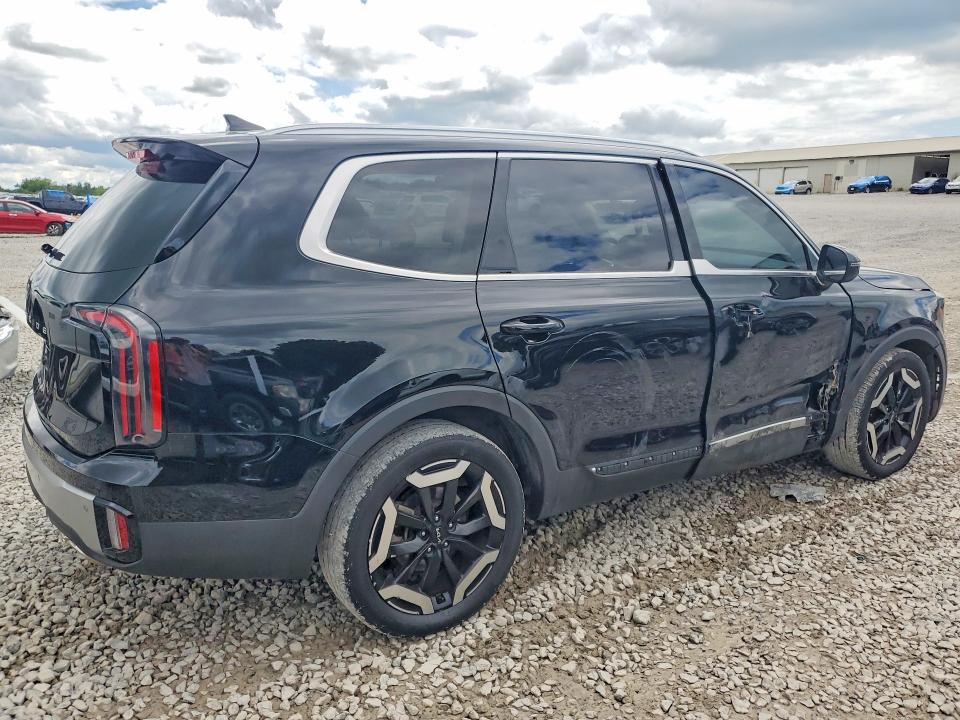 2023 Kia Telluride VIN 5XYP34GC3PG357898 COPART salvage auction — SIDE, Tn - Certificate Of Title (P), sold $12,300 on 2026-07-09 (photo 3)