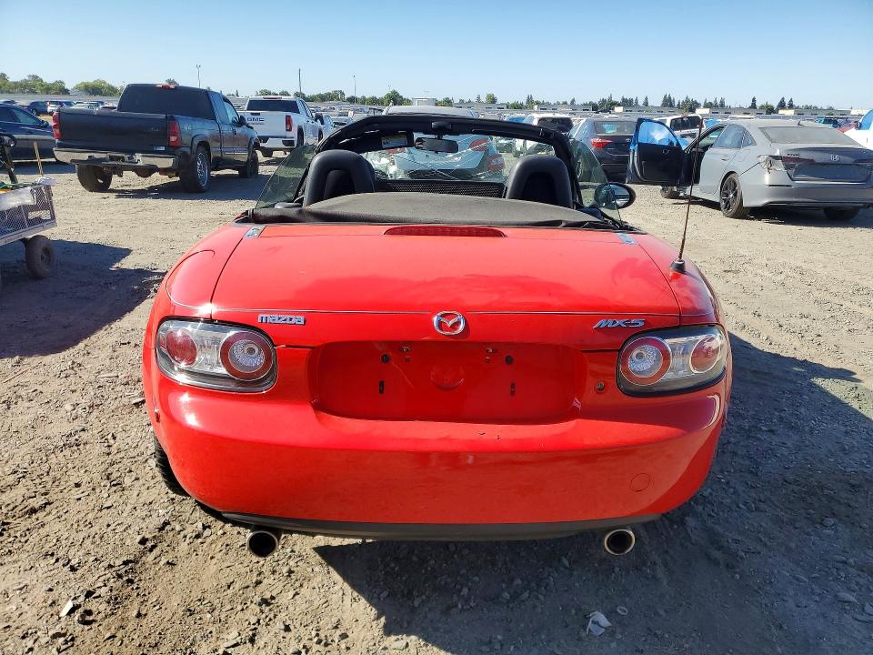 2006 Mazda Mx-5 miata VIN JM1NC25F960105182 COPART salvage auction — ROOF, Ca - Salvage Certificate, sold $2,800 on 2026-07-02 (photo 6)