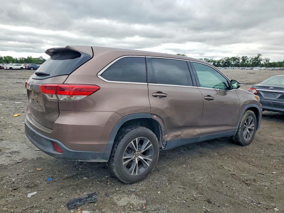 2019 Toyota Highlander VIN 5TDZARFH2KS048959 COPART salvage auction — FRONT END, Va - Cert Of Title - Salvage, sold $7,000 on 2026-07-15 (photo 3)