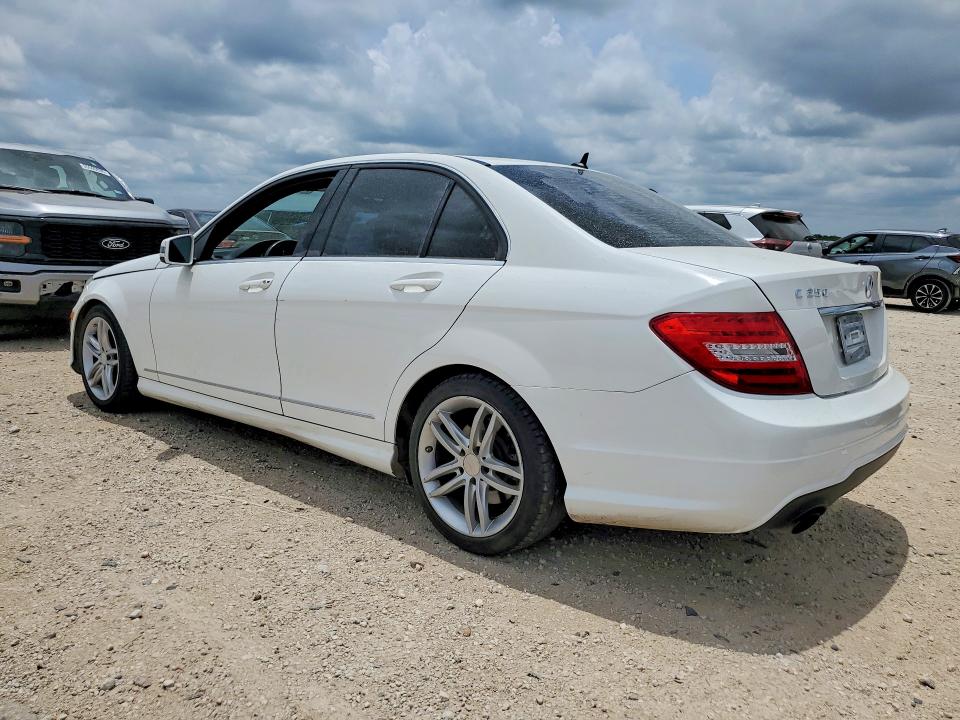 2014 Mercedes-benz C-klasse VIN WDDGF4HB0ER313195 COPART salvage auction — FRONT END, Tx - Salvage Vehicle Title, sold $975 on 2026-07-23 (photo 2)
