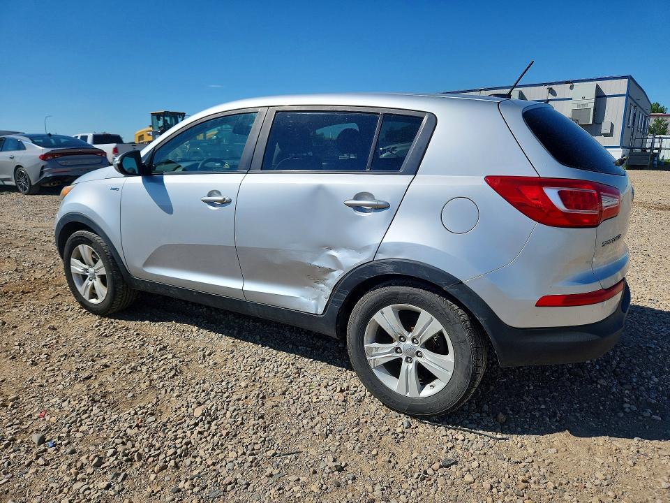 2013 Kia Sportage VIN KNDPBCA24D7350996 COPART salvage auction — SIDE, Mn - Cert Of Title-Prior Salvage, sold $1,650 on 2026-07-13 (photo 2)