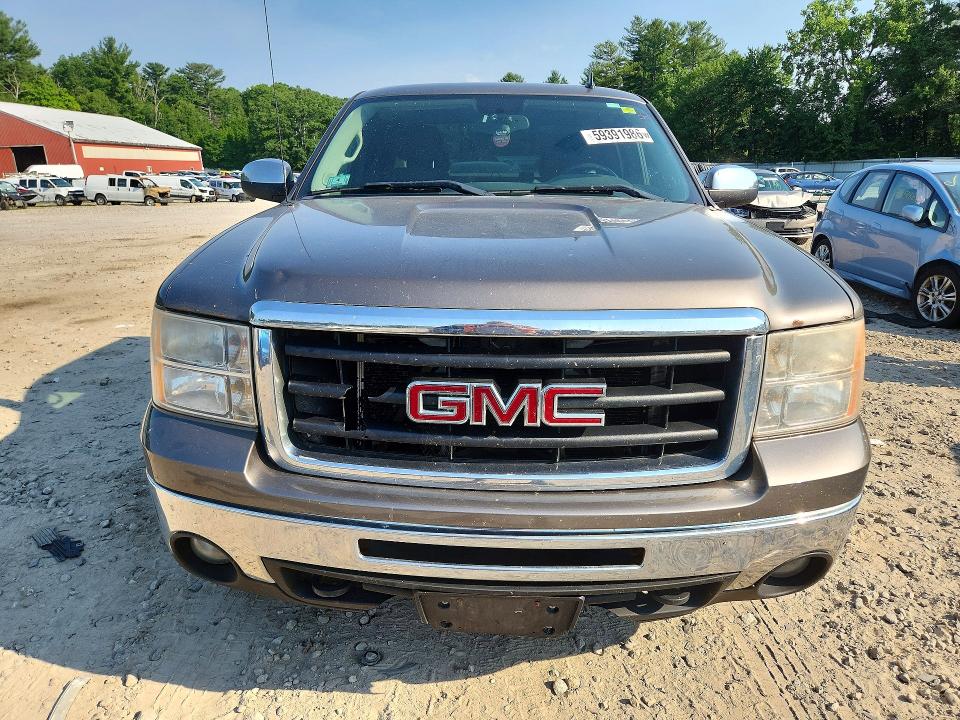 2011 Gmc SIERRA VIN 1GTR2VE35BZ297542 COPART salvage auction — FRAME DAMAGE, Ct - Certificate Of Title, sold $875 on 2026-07-30 (photo 5)
