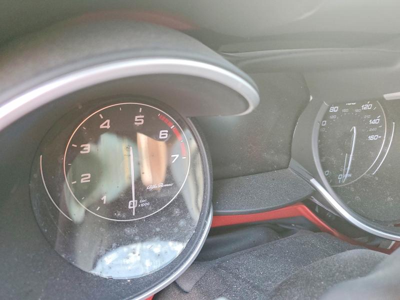 2021 Alfa romeo Stelvio VIN ZASPAKBN4M7D03142 COPART salvage auction — FRONT END, TX - SALVAGE VEHICLE TITLE, sold $1,600 on 2026-08-25 (photo 9)