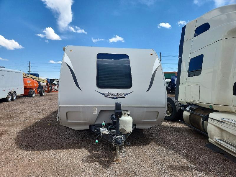 2017 Lancia Camper VIN 56YTT2220HL319343 COPART salvage auction — HAIL, Co - Salvage Title, sold $550 on 2026-07-30 (photo 8)