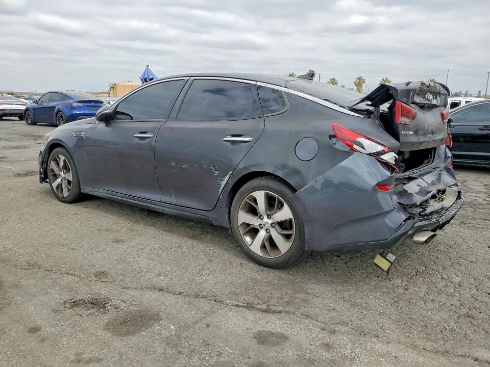 2019 Kia Optima VIN 5XXGT4L34KG305733 COPART salvage auction — REAR END, CA - SALVAGE CERTIFICATE, sold $925 on 2026-07-18 (photo 2)