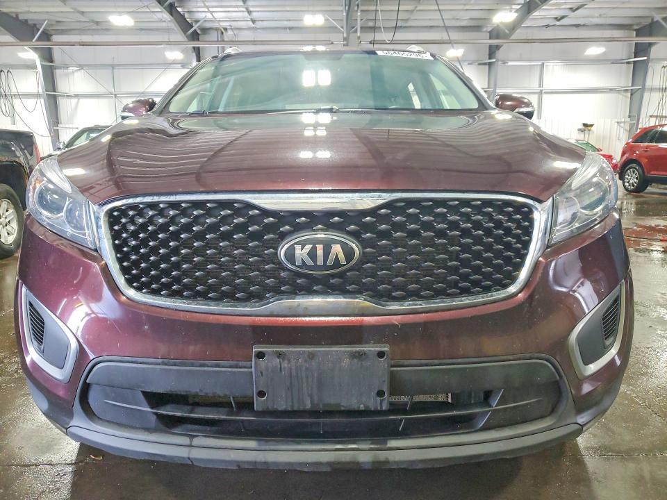 2016 Kia Sorento VIN 5XYPGDA57GG081708 COPART salvage auction — VANDALISM, Mn - Cert Of Title-Prior Salvage, sold $1,450 on 2026-07-14 (photo 5)