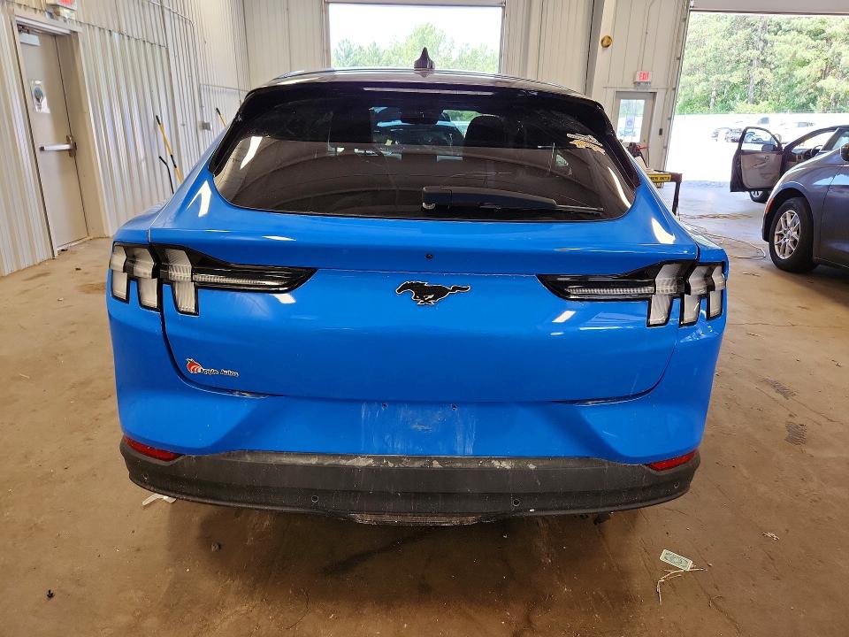 2024 Ford Mustang VIN 3FMTK1SU1RMA04190 COPART salvage auction — SIDE, Salvage Title, sold $8,000 on 2026-08-20 (photo 6)