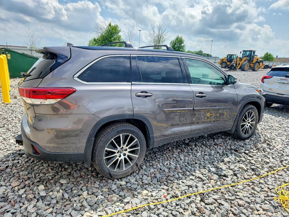 2018 Toyota Highlander VIN 5TDJZRFH0JS544119 COPART salvage auction — ALL OVER, WI - CERTIFICATE OF TITLE, sold $6,200 on 2026-07-20 (photo 3)