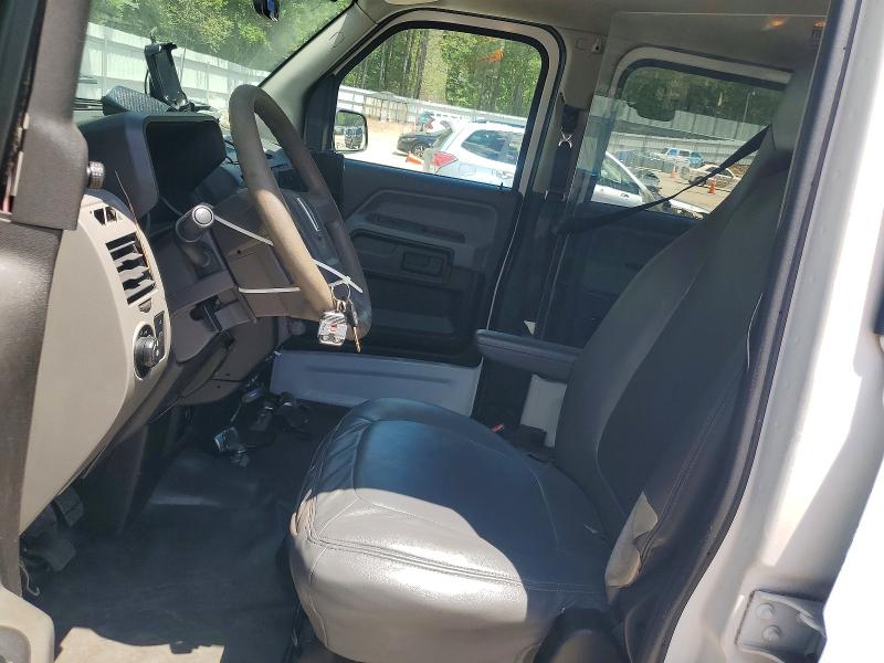 2014 Am general Mv-1 VIN 57WMD2A69EM101814 COPART salvage auction — MINOR DENT/SCRATCHES, NC - CERTIFICATE OF TITLE, sold $1,100 on 2026-07-06 (photo 7)