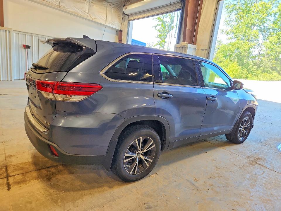 2019 Toyota VIN 5TDBZRFH7KS918800 COPART salvage auction — FRONT END, Salvage Title, sold $8,200 on 2026-07-15 (photo 3)