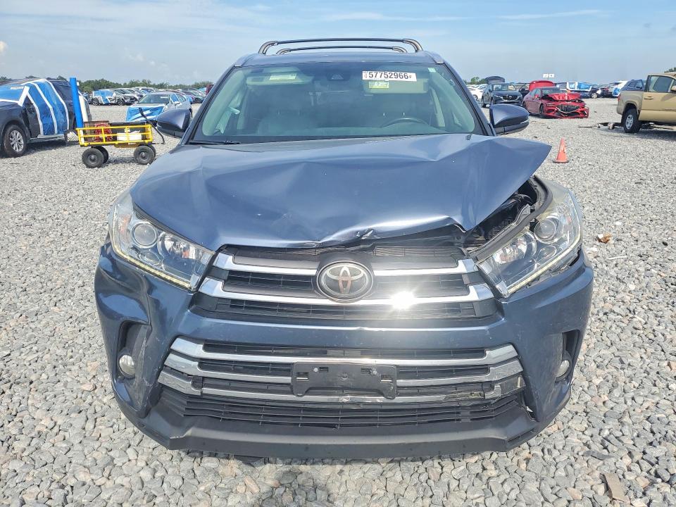 2017 Toyota VIN 5TDDZRFH4HS453121 COPART salvage auction — FRONT END, FL - CERT OF TITLE SLVG REBUILDABLE, sold $7,200 on 2026-07-31 (photo 5)