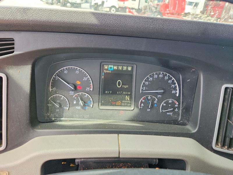 2021 Freightliner Cascadia 126 VIN 3AKJHHDR2MSMD6642 COPART salvage auction — WATER/FLOOD, KS - CERT OF TITLE-SALVAGE, sold $15,100 on 2026-07-23 (photo 8)