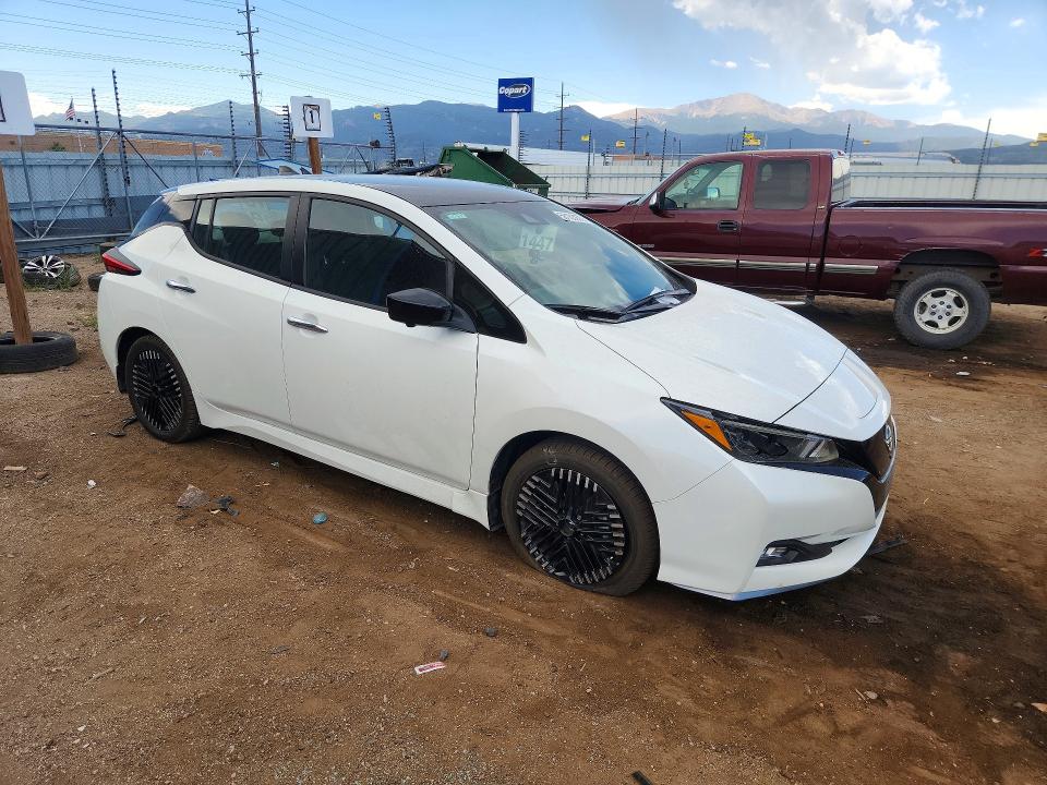 2025 Nissan Leaf VIN 1N4CZ1CV0SC557479 COPART salvage auction — UNDERCARRIAGE, Co - Salvage Title, sold $7,300 on 2026-07-20 (photo 4)