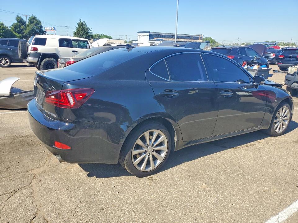 2010 Lexus Is 250 VIN JTHCF5C24A5038727 COPART salvage auction — FRONT END, OH - CERT OF TITLE-SALVAGE, sold $450 on 2026-07-17 (photo 3)