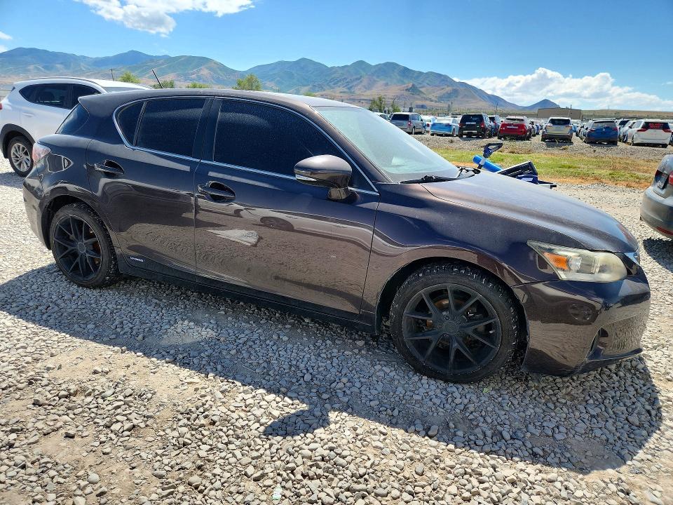 2012 Lexus Ct VIN JTHKD5BH9C2062128 COPART salvage auction — FRONT END, Ut - Certificate Of Title, sold $2,300 on 2026-07-02 (photo 4)