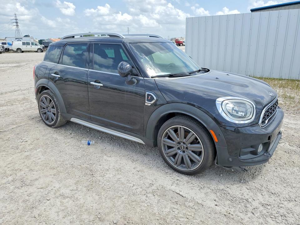 2017 Mini VIN WMZYT3C3XH3B66170 COPART salvage auction — WATER/FLOOD, Tx - Salvage Title-Flood Damage, sold $1,950 on 2026-08-18 (photo 4)