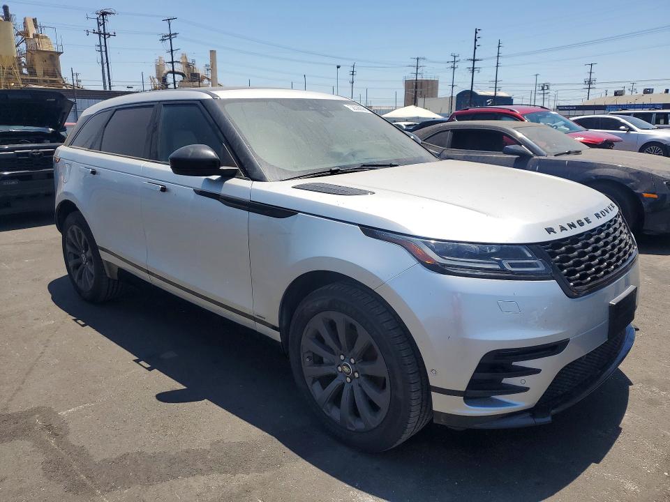 2019 Land rover Range rover velar VIN SALYL2EX0KA217534 COPART salvage auction — MINOR DENT/SCRATCHES, CA - DIS/DLR/EXP ONLY CLEAN TITLE, sold $7,100 on 2026-07-29 (photo 4)
