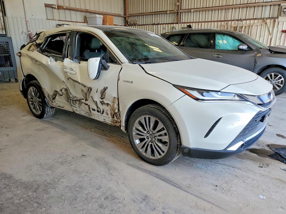 2021 Toyota Venza VIN JTEAAAAH7MJ069985 COPART salvage auction — SIDE, Tx - Salvage Vehicle Title, sold $7,900 on 2026-07-10 (photo 4)