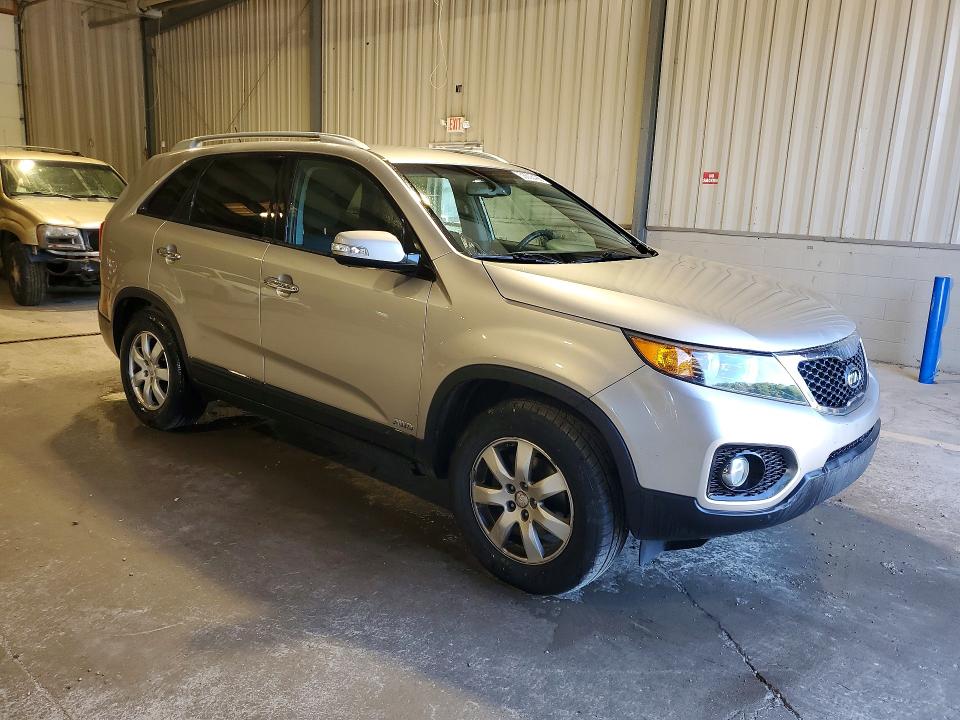 2013 Kia Sorento VIN 5XYKTCA61DG396931 COPART salvage auction — MECHANICAL, Pa - Cert Of Title, sold $1,050 on 2026-07-12 (photo 4)