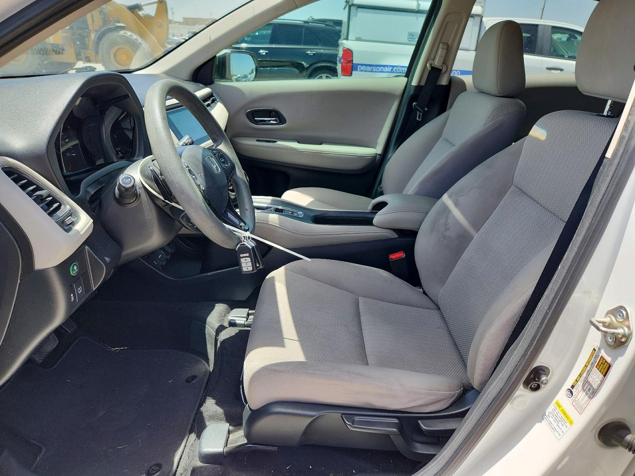 2016 Honda HR-V VIN 3CZRU5H56GM748312 COPART salvage auction — Normal Wear, TX - CERTIFICATE OF TITLE, sold $4,000 on 2026-07-05 (photo 7)