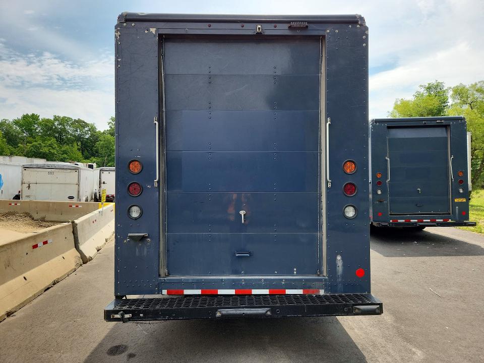 2020 Ford F59 VIN 1F65F5KNXL0A05997 COPART salvage auction — NORMAL WEAR, NJ - CERTIFICATE OF TITLE, sold $14,800 on 2026-07-14 (photo 6)