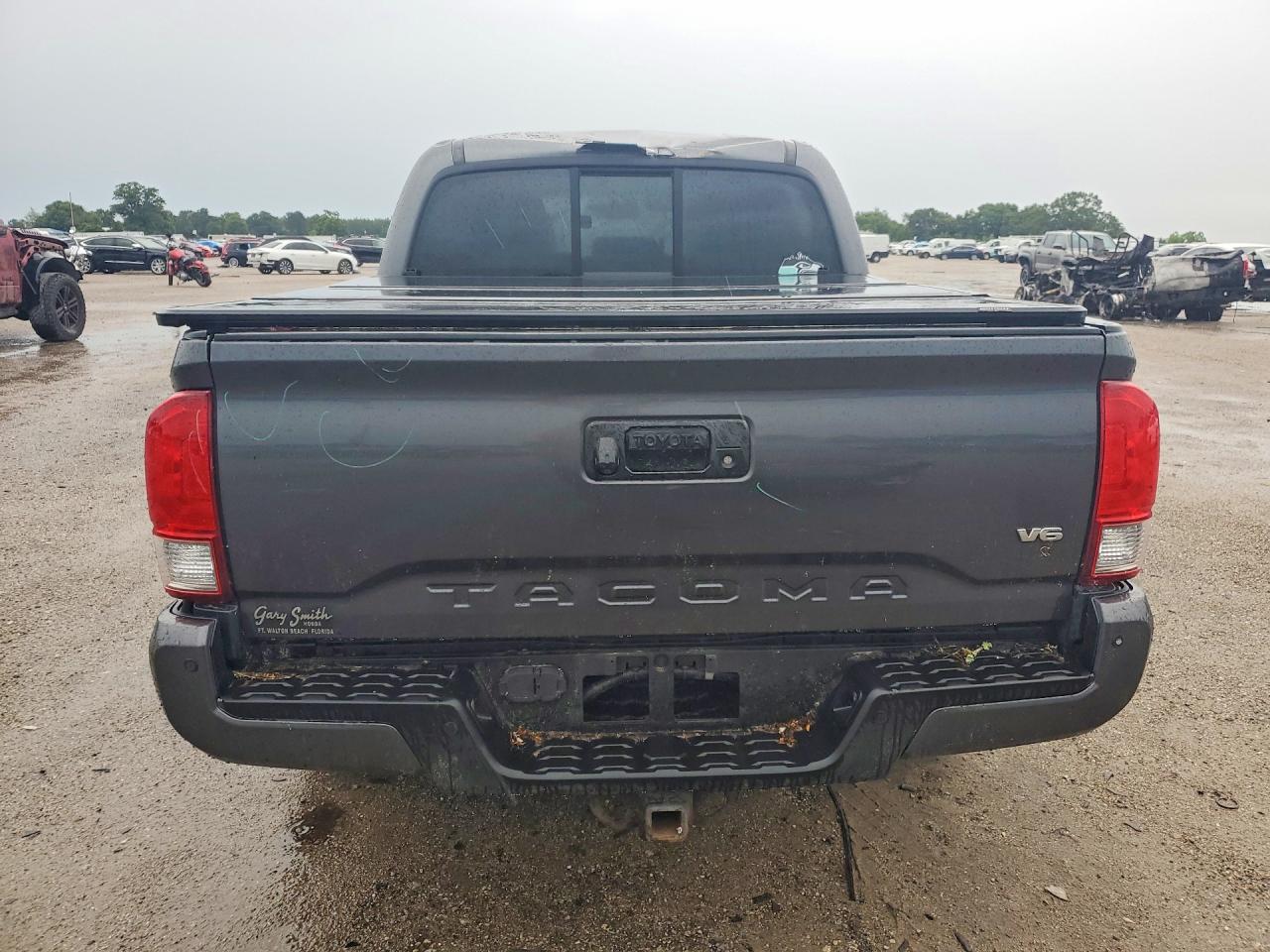 2016 Toyota Tacoma VIN 3TMAZ5CN3GM006414 COPART salvage auction — Top/Roof, FL - CERT OF TITLE SLVG REBUILDABLE, sold $10,300 on 2026-07-09 (photo 6)